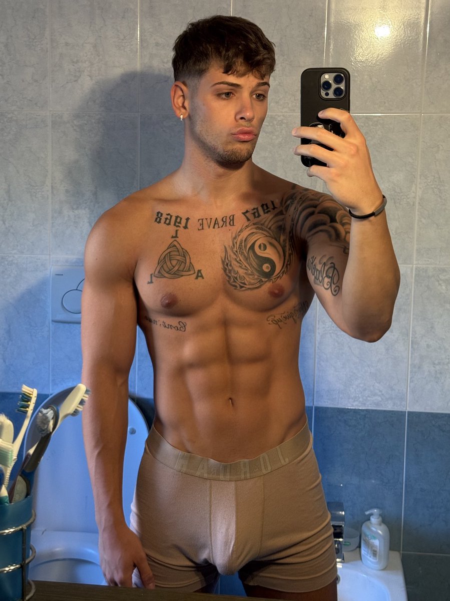 wanna see more? -60% for 24h😇😈
lucarighini.com