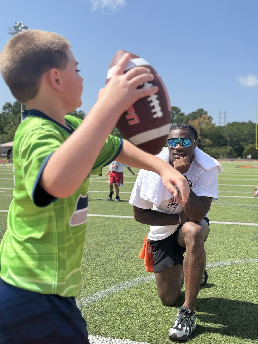 PCGreenfield's tweet image. Out here at former Alabama QB Jalen Milroe’s youth camp at Hoover High