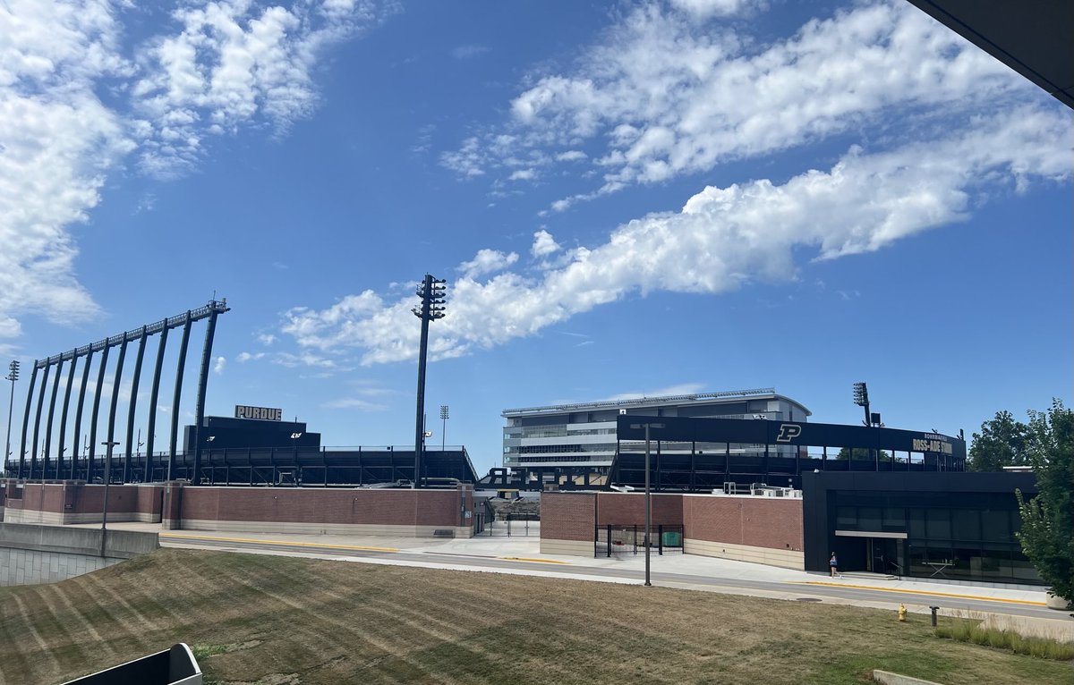 Coach_Odom's tweet image. 49 days…@BoilerFootball will be excited to play for each other, our FANS and represent all those that played before us!! Boiler Up!!!