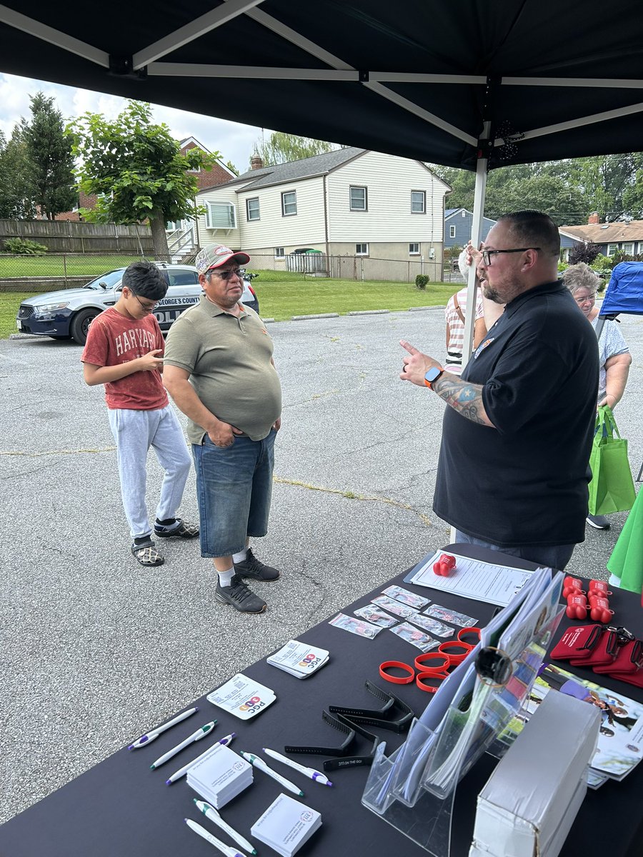 PGCCommunity's tweet image. The Office of Community Relations joined the Riverdale Hills, Riverdale Heights, and Crestwood Community Association for their Block Party. We are sharing information on PGC311 and connecting residents to County government services, and the upcoming Martial Arts Day.