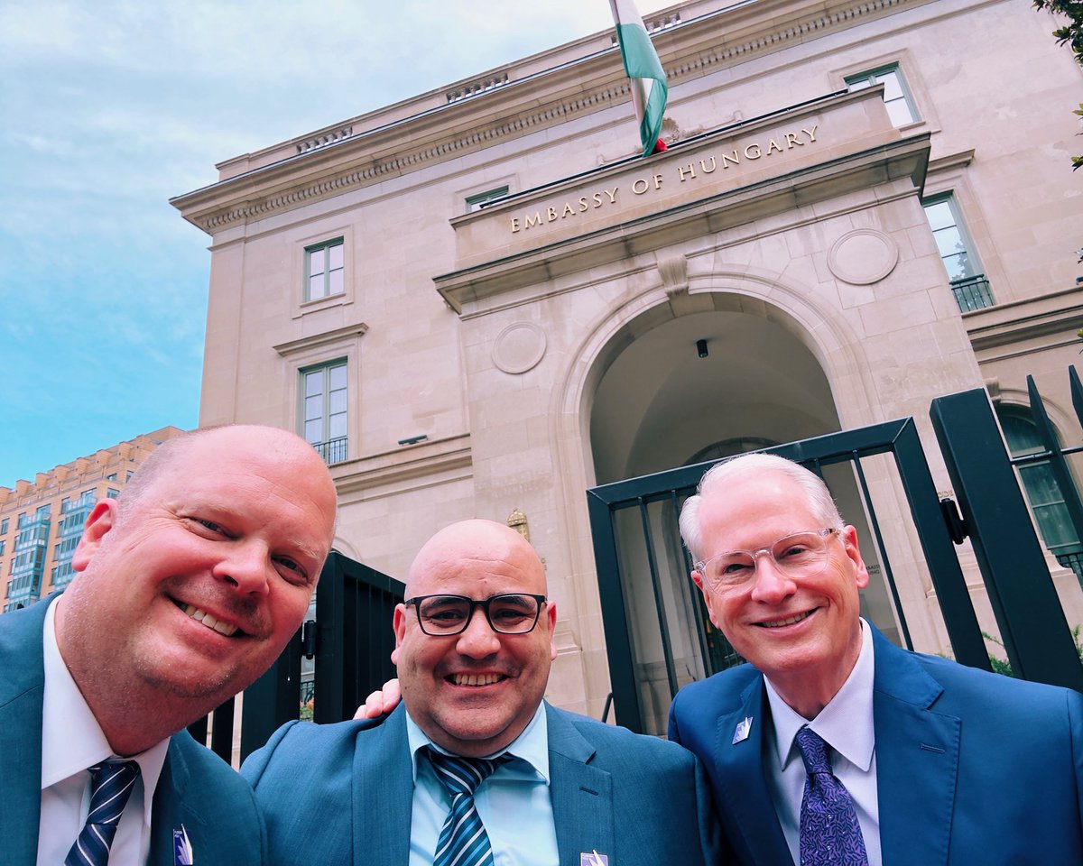 DevinStephenson's tweet image. Honored to join a Fulbright signing ceremony at the Hungarian Embassy/Washington, DC—held in Alexander Graham Bell’s former home. A powerful reminder that STEM education fuels the innovation we need to solve today’s challenges. @FLPolyU @FulbrightHU @SUS_Florida @ceokarenbmoore