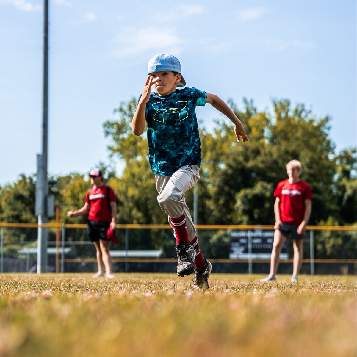 Last chance to level up this summer! Pond Athletic (July 14-17) and Des Peres (July 21-24). Which skill do you want your athlete to master before fall ball? Call 636-394-2255 and secure your spot today! #PlayGrowSucceed