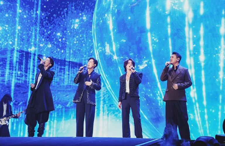 airenj25's tweet photo. Ken Chu instagram update
[July:12:2025]
Nag sama sila sa stage ulit buo #f4meteorgardenOG2001
#JerryYan #VicZhou #KenChu #VannnessWu 

Reposted from @kenchu9
25/07/12 🙌🏻

https://t.co/GVJYQsyr1H https://t.co/wRgosg36q8