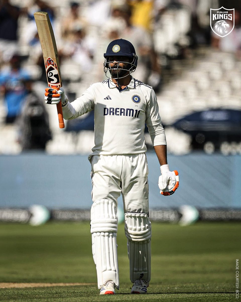 PunjabKingsIPL's tweet photo. Sir at Lord’s. 🔥

#ENGvIND https://t.co/hwoRxLyLbt