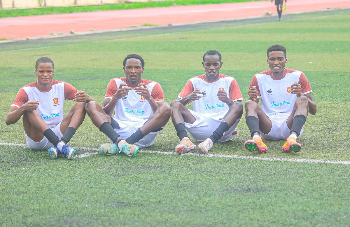 Our players gave a quiet tribute to Diogo Jota.

For the moments he gave the game.

For the joy he brought to football 🕊️🕯️

#IkoroduCityFA \\ #OgaBoys