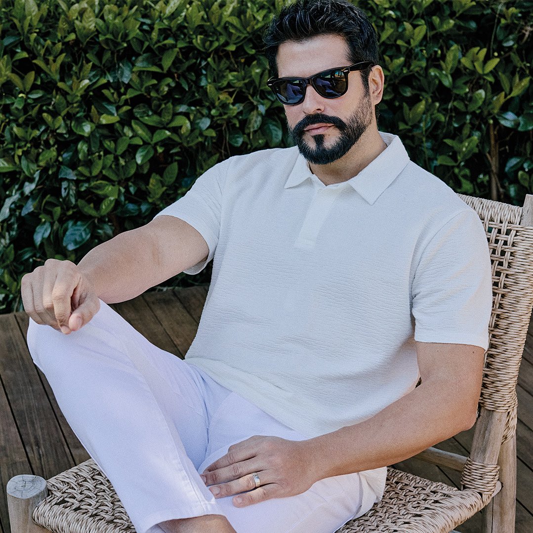 Altınyıldız Classics (@altnyldzclsscs) on Twitter photo Burak Özçivit’in tercihi; her gardırobun vazgeçilmezi: Polo yaka tişört
<a href="/burakozcivit/">Burak Özçivit</a>
#BurakÖzçivit
#AltınyıldızClassics
#NeredeOlursanOl Burak Özçivit’in tercihi; her gardırobun vazgeçilmezi: Polo yaka tişört
<a href="/burakozcivit/">Burak Özçivit</a>
#BurakÖzçivit
#AltınyıldızClassics
#NeredeOlursanOl