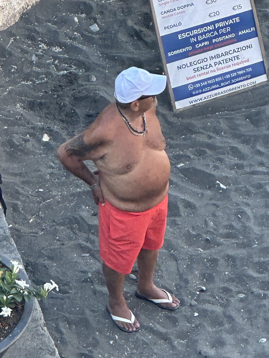 6 weeks in Italy really changes a man <a href="/charcoonchain/">charco (summer arc)</a>