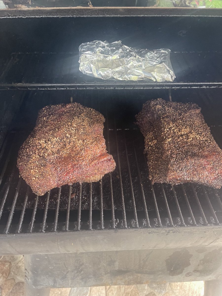 mclseed's tweet image. Brisket points are coming along.