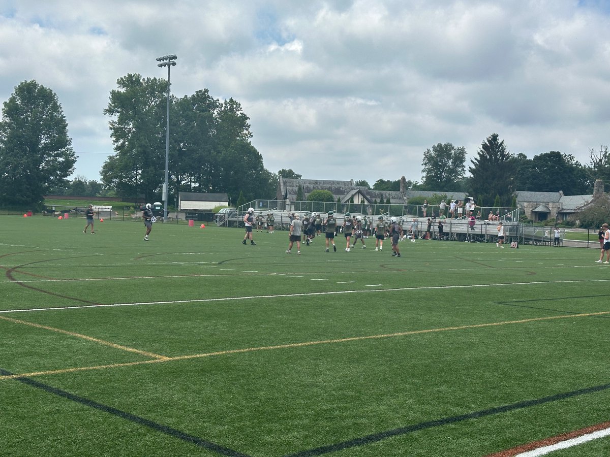 C B (@craig_203) on Twitter photo Semifinals
<a href="/Football_GCDS/">GCDS Varsity Football</a> vs <a href="/LudloweSports/">Ludlowe Athletics</a> 
<a href="/WHSFootballCT/">Windsor Football</a> vs <a href="/shenfootball_01/">Shen Football</a> 
<a href="/newftbj/">New England Football Journal ® 🏈</a> 
<a href="/CTGripandRip/">Tri-State Grip It & Rip It Passing Championships</a> 
#cthsfb Semifinals
<a href="/Football_GCDS/">GCDS Varsity Football</a> vs <a href="/LudloweSports/">Ludlowe Athletics</a> 
<a href="/WHSFootballCT/">Windsor Football</a> vs <a href="/shenfootball_01/">Shen Football</a> 
<a href="/newftbj/">New England Football Journal ® 🏈</a> 
<a href="/CTGripandRip/">Tri-State Grip It & Rip It Passing Championships</a> 
#cthsfb