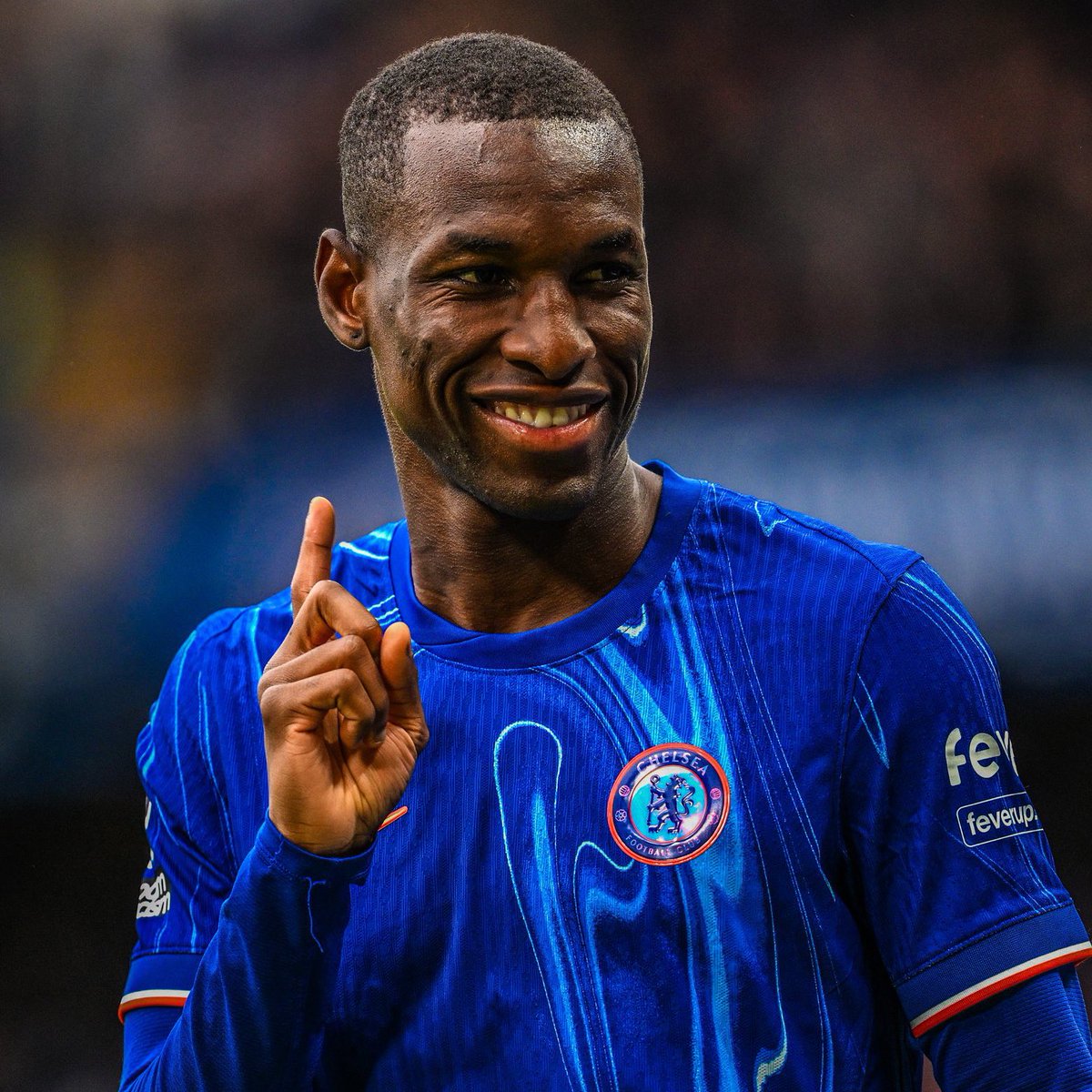 Info : la porte est ouverte pour Nicolas Jackson à environ 70 M€ pour Chelsea. Un point sera fait après #FIFACWC25. Il peut rester comme partir... Des clubs anglais ont pris des renseignements (Aston Villa, MU etc...). En Italie, Naples est intéressé.  #Mercato