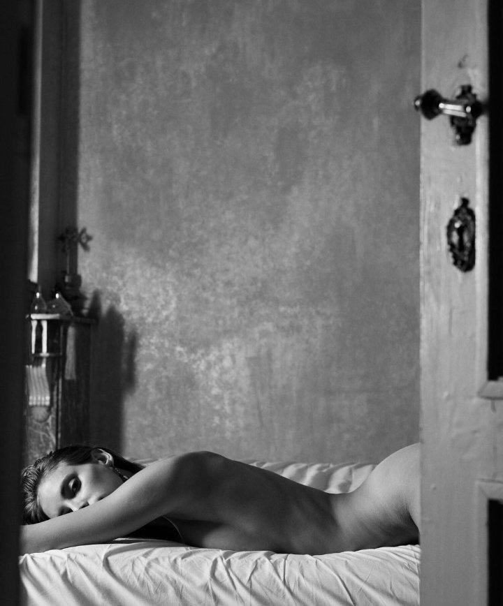 ✨🎼✨
.
Adriano Celentano -
L'EMOZIONE NON HA VOCE
youtu.be/hZsLAhvuBzo?si
.
...✨🌹🎼🖤🎼🌹✨...