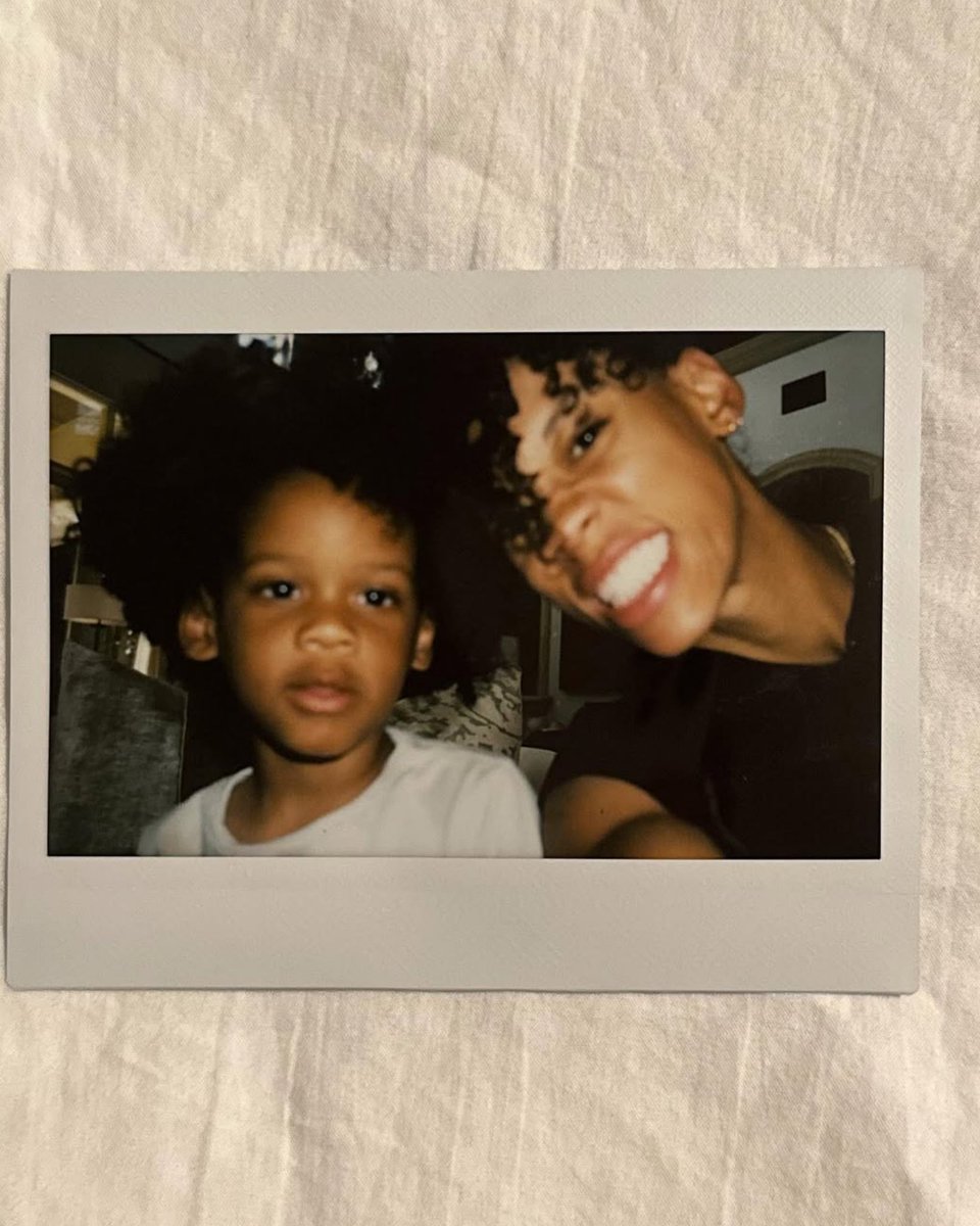 DangeRussWilson's tweet image. Happy Birthday to my incredible siblings, @a_willy03 & @hbproductions83! 🙏🏾🎉 God really showed off giving me two of the best people I know, on the same day! Watching you both grow into the powerful, loving, purpose-driven humans you are has been one of life’s greatest blessings.…