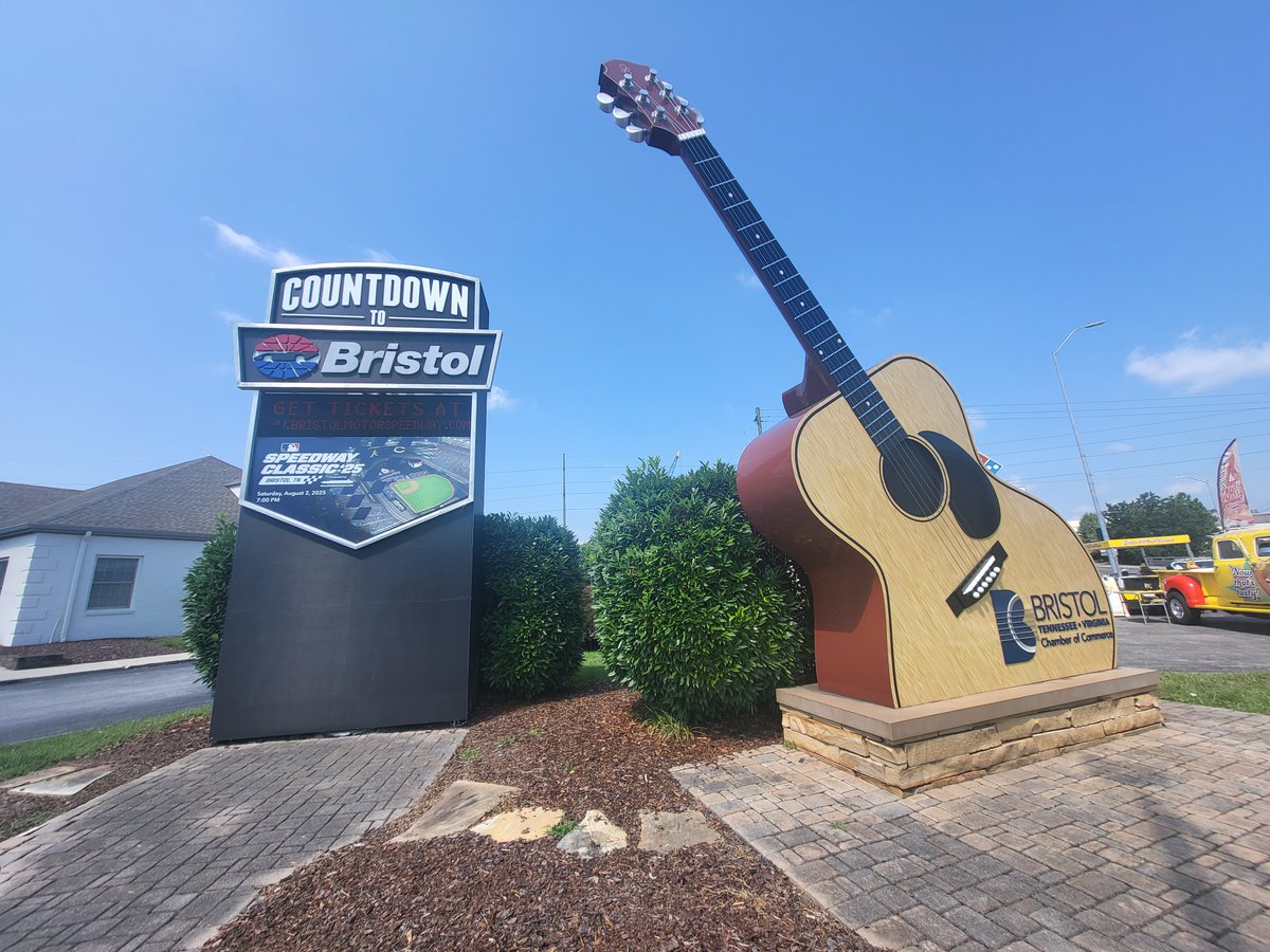 Bristol is gearing up to host the MLB Speedway Classic in less than a month. Read about how tourism partners and local businesses are working together to promote what the community has to offer:

timesnews.net/news/local-new…