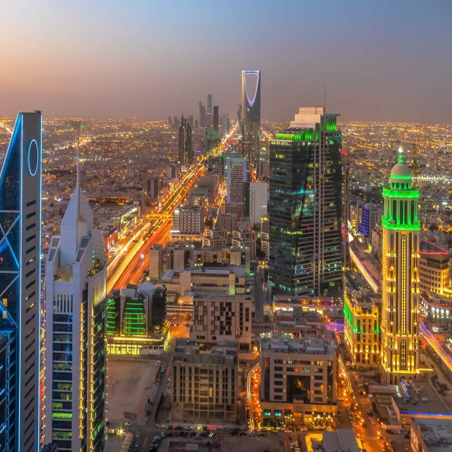 🇸🇦L’Arabie saoudite autorise désormais, pour la première fois de son histoire, les étrangers à acheter des biens immobiliers, à compter de l’année prochaine.