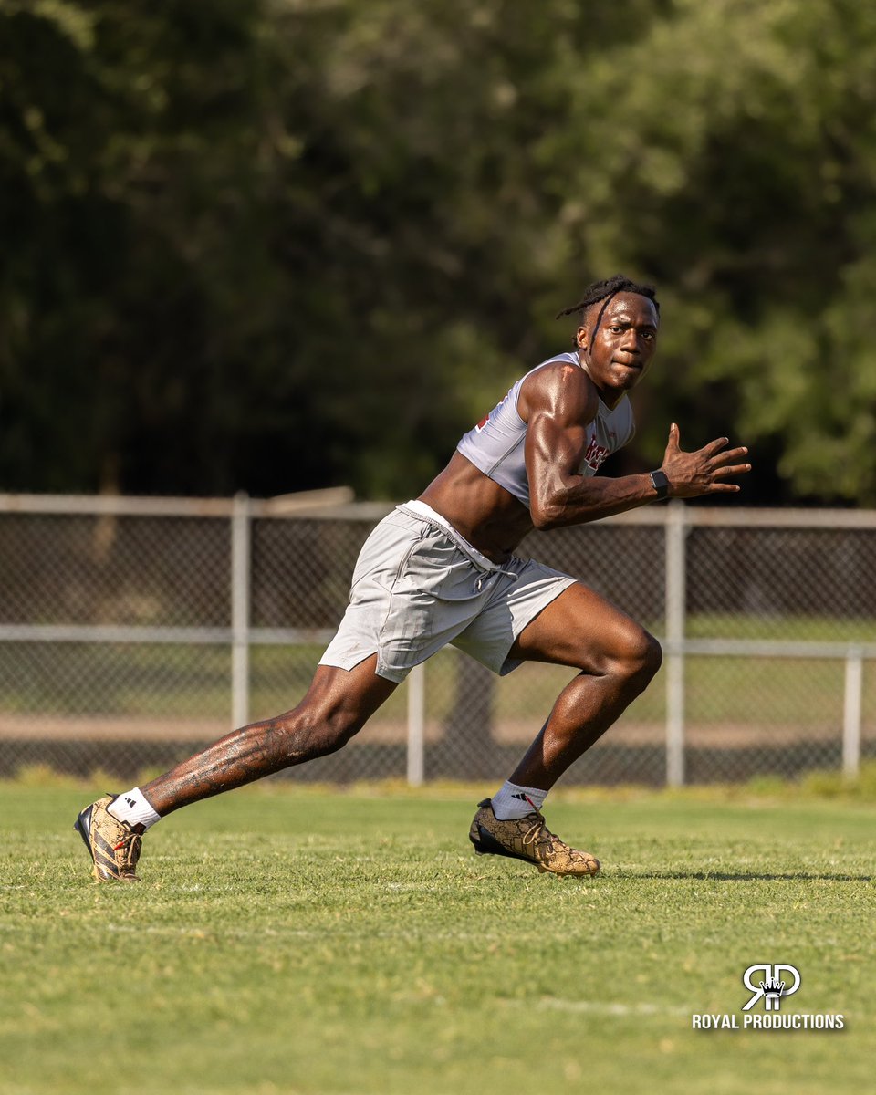 DREAMSJ23's tweet image. ALL OR NOTHING 💯 @rainesfootball @CoachSafford @CoachWillHarris @HCWillieSimmons @FSUCoachTW @ToddOrlandoUSF @Coach_Jackson @FBCoachOB @Co_Jackson21 @psurtain23 @Coachblsmith @DWalls2ND @CoachWatson9 @CoachDBrown27 @coachyoyo_ @CoachKenLucky @Andrew_Ivins