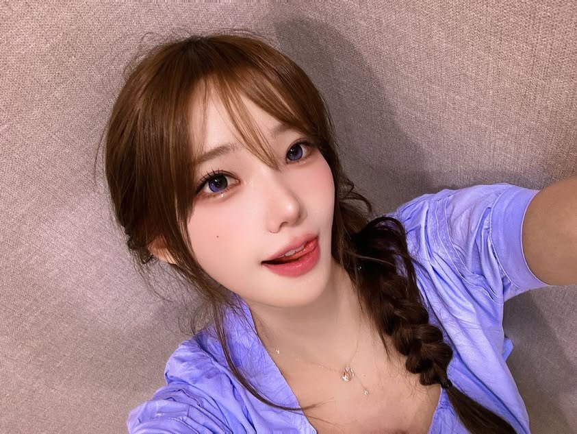 𝐌 𝐀 𝐆 𝐄 𝐍 𝐓 𝐀 🎭