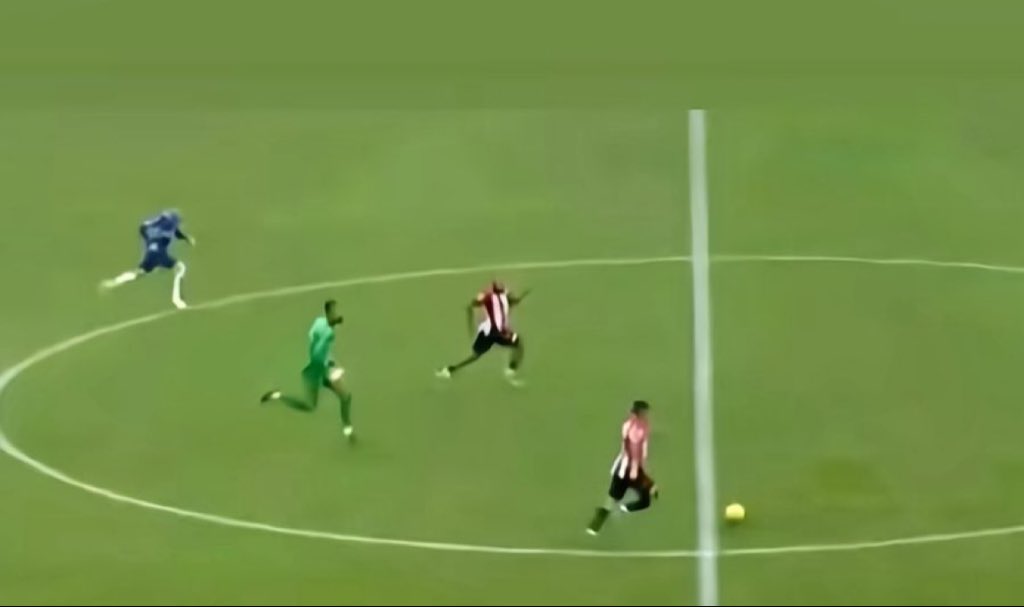 Sanchez chasing Doue and Kvaratskhelia to stop the 10th goal😭😭