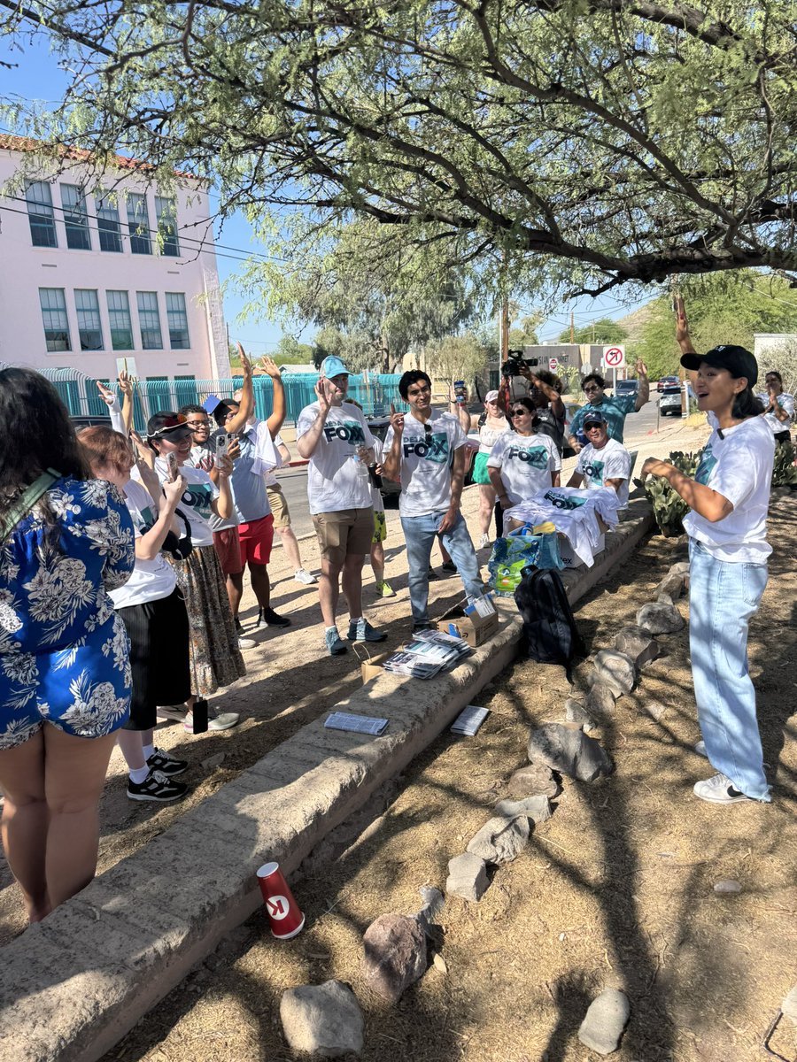 CANVASSING IN TUCSON w/ Leaders We Deserve endorsed Candidate <a href="/Deja_Foxx/">Deja Foxx</a>