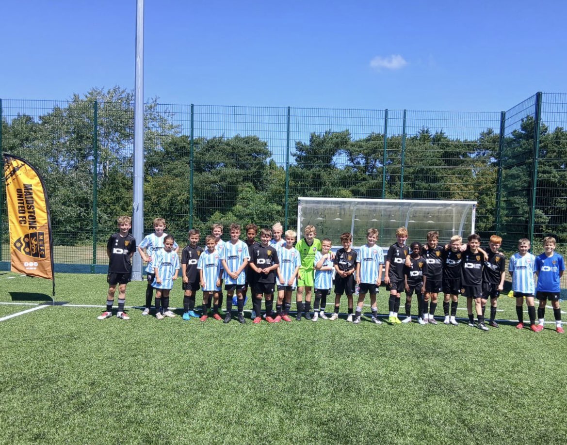 mufccommunity's tweet image. Some first class football on display today in the Stones vs Shots youth fixtures - well done to all the players &amp;amp; thanks to Aldershot Town for making the trip to play our boys.