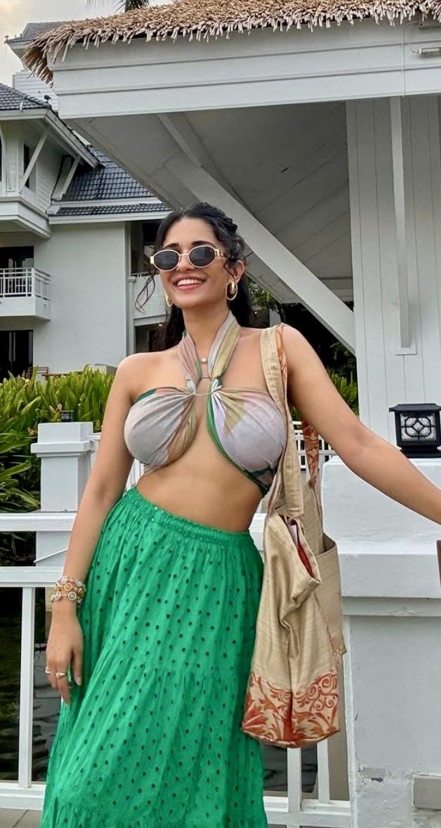 Gvq871MWIAAu7WD?format=jpg&name=medium