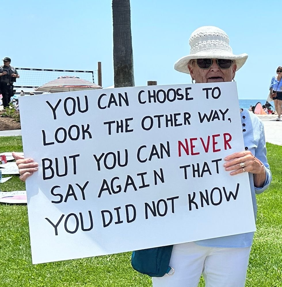 A message for MAGA Trump supporters: 😳👇