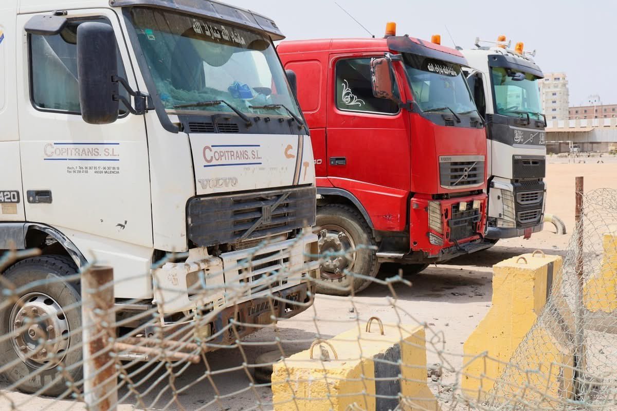 بتوجيهات من المحرّمي.. إحباط عملية تهريب مقطورات غاز كانت في طريقها إلى الحوثيين

تمكنت الأجهزة الأمنية، بتوجيهات مباشرة من عضو مجلس القيادة الرئاسي القائد عبدالرحمن المحرّمي، من إحباط عملية تهريب عدد من مقطورات الغاز كانت متجهة إلى المناطق الخاضعة لسيطرة جماعة الحوثي الإرهابية،