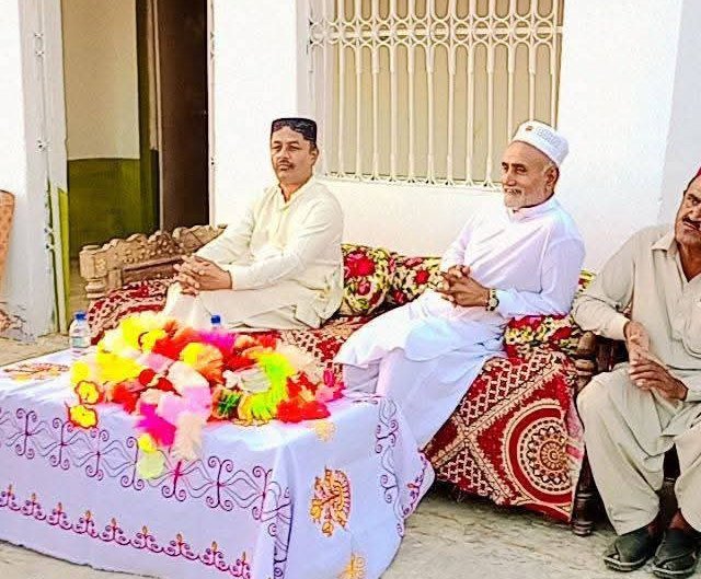 AfzalHalepota's tweet image. 🌿 Dispute over grazing land resolved in Charnor!
Thanks to timely intervention by MPA Dost Muhammad Rahimoon, peace restored between Rind, Sameja, Gajo, Khaskheli &amp;amp; Charan communities. Land to remain protected as pasture only.
Gratitude from locals! 🤝
 #Charnor #LandProtection