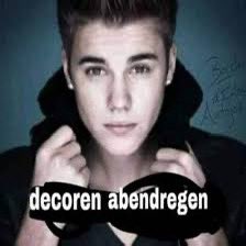 JOLLY viviii DELTARUNE TOMORROW 🎄🏳️‍⚧️🍉 (@purple_miau) on Twitter photo 