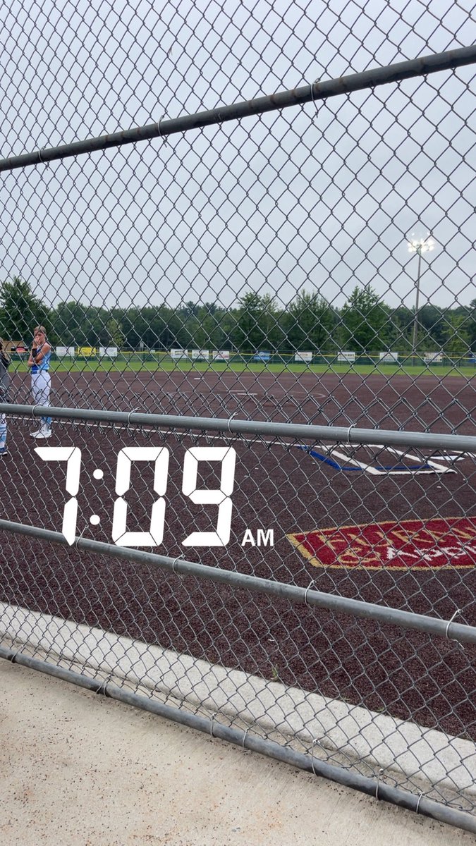Val_Sommer's tweet image. Nothing like winning both games Day 1 and landing an 8am game Day 2. Play ball! π₯