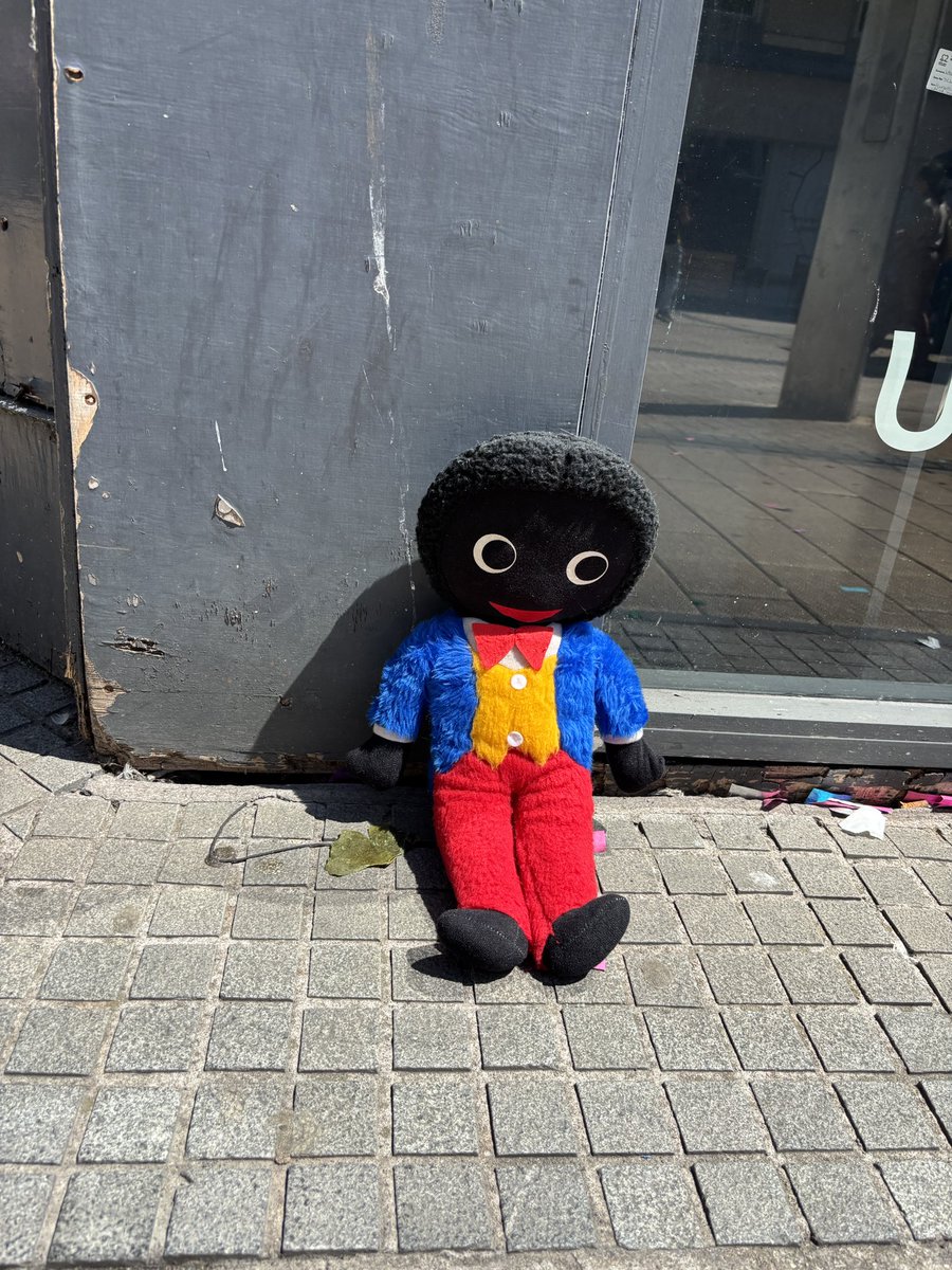 Someone’s left this outside a shop in Broadmead. That’s deliberate racism. It exists in Bristol despite its left wing liberal reputation