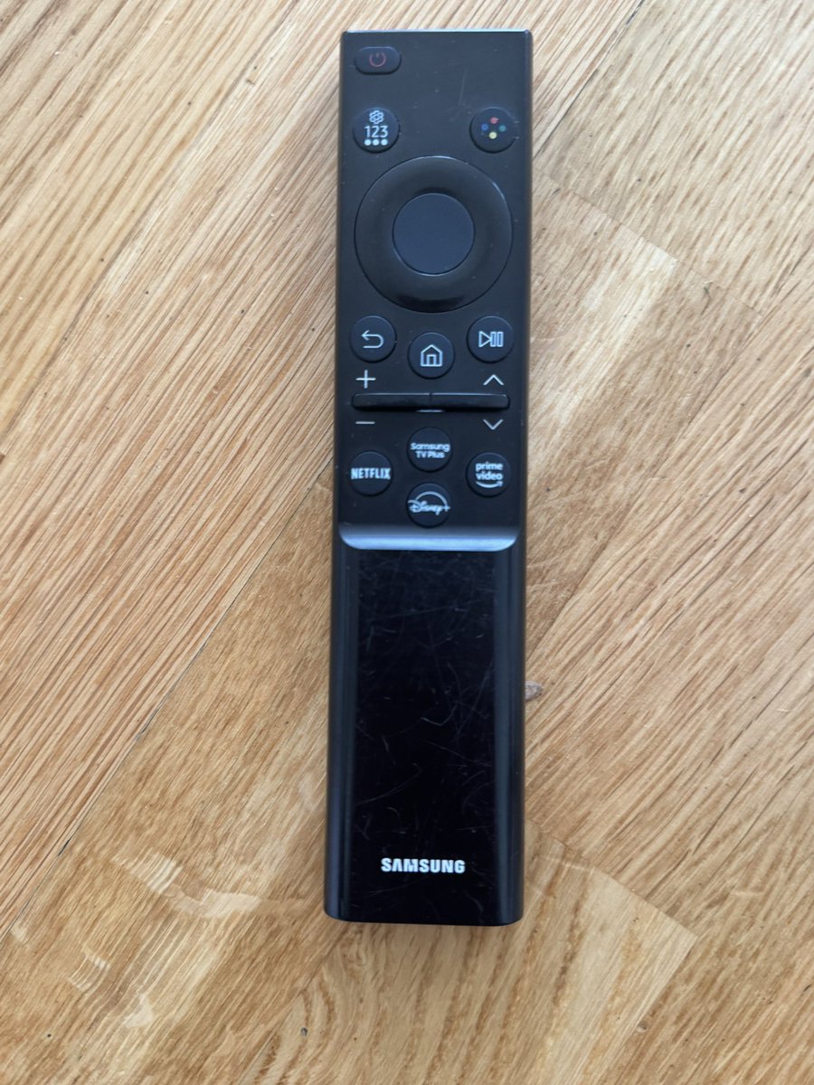 SwiftUI_newbie's tweet image. I know the issue now, Amazon made it so easy to restart your prime membership that my 1 year old managed to restart it through the tv remote. Which is very annoying since now I have to deal with their customer support once again. 
Do I need to remove the tv app? @PrimeVideo