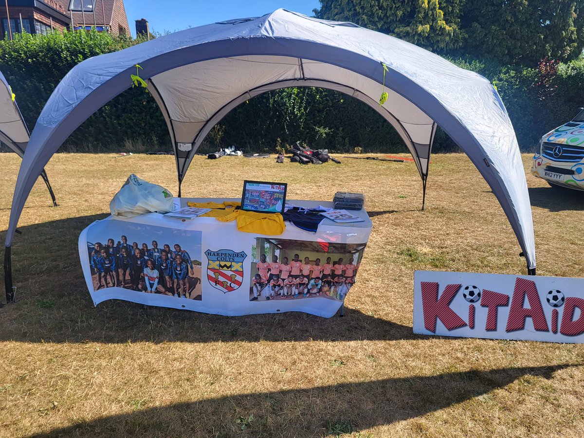KitAid's tweet image. Many thanks to our good friends @HarpendenColts for another great kit collection at their annual awards event.
More Colts kit will soon be supporting teams in Africa.
@HertfordshireFA #Harpenden