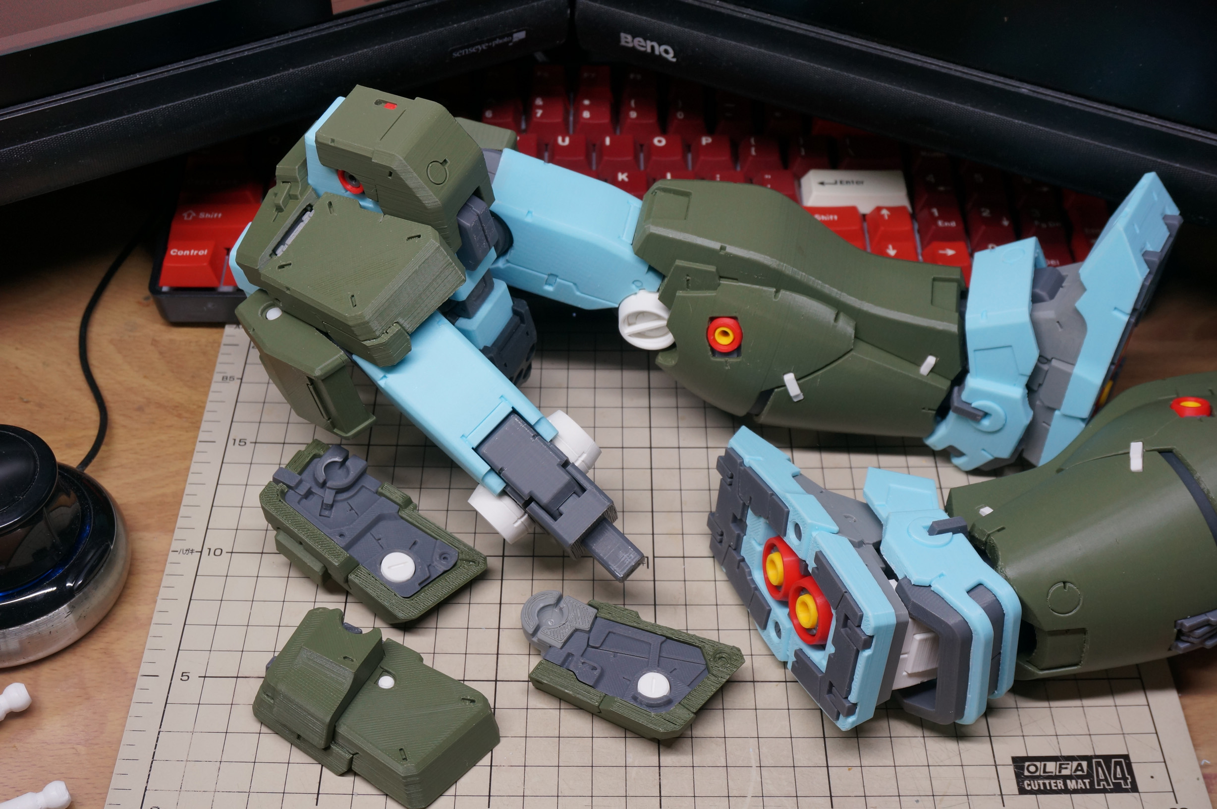 【Ken様】専用制作依頼 Amazon.co.jp: 京商 1/10 EP 4WD フェーザーMk2 FZ02-R レディ