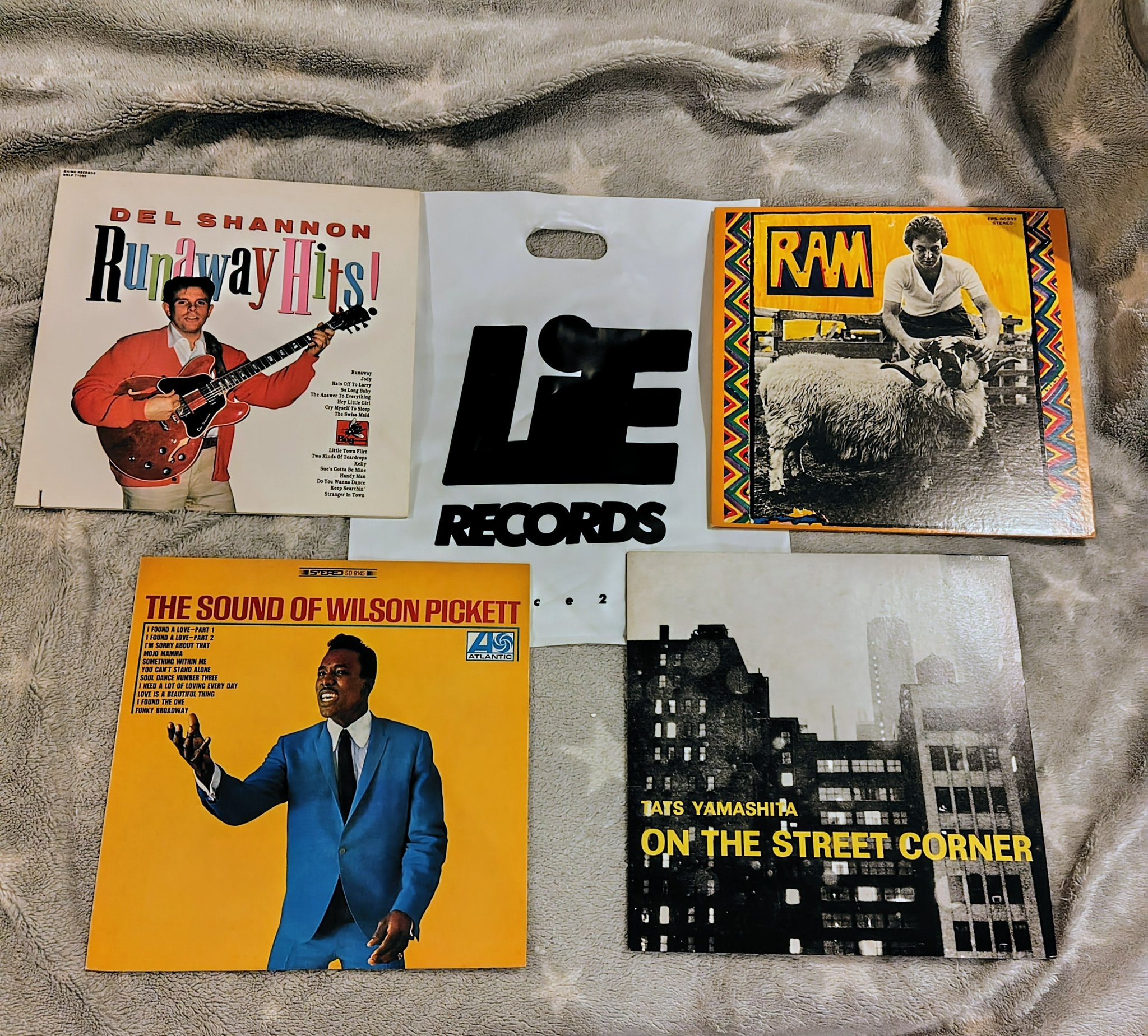ポールマッカートニー　法被 中古ROCK/CD】ポールマッカートニー稀少CD入荷いたしました