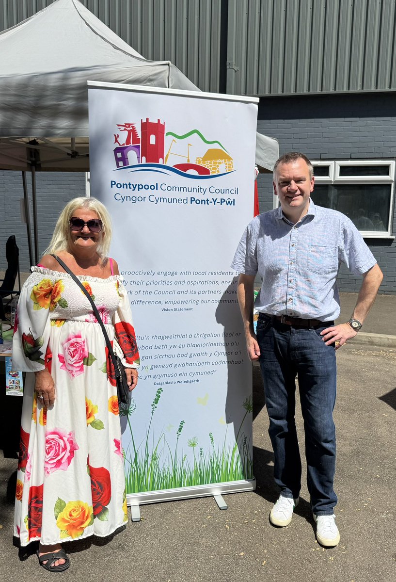 Brilliant atmosphere at Pontypool’s “Party in the Park” this afternoon - in glorious sunshine. Just make sure that you stay hydrated!
