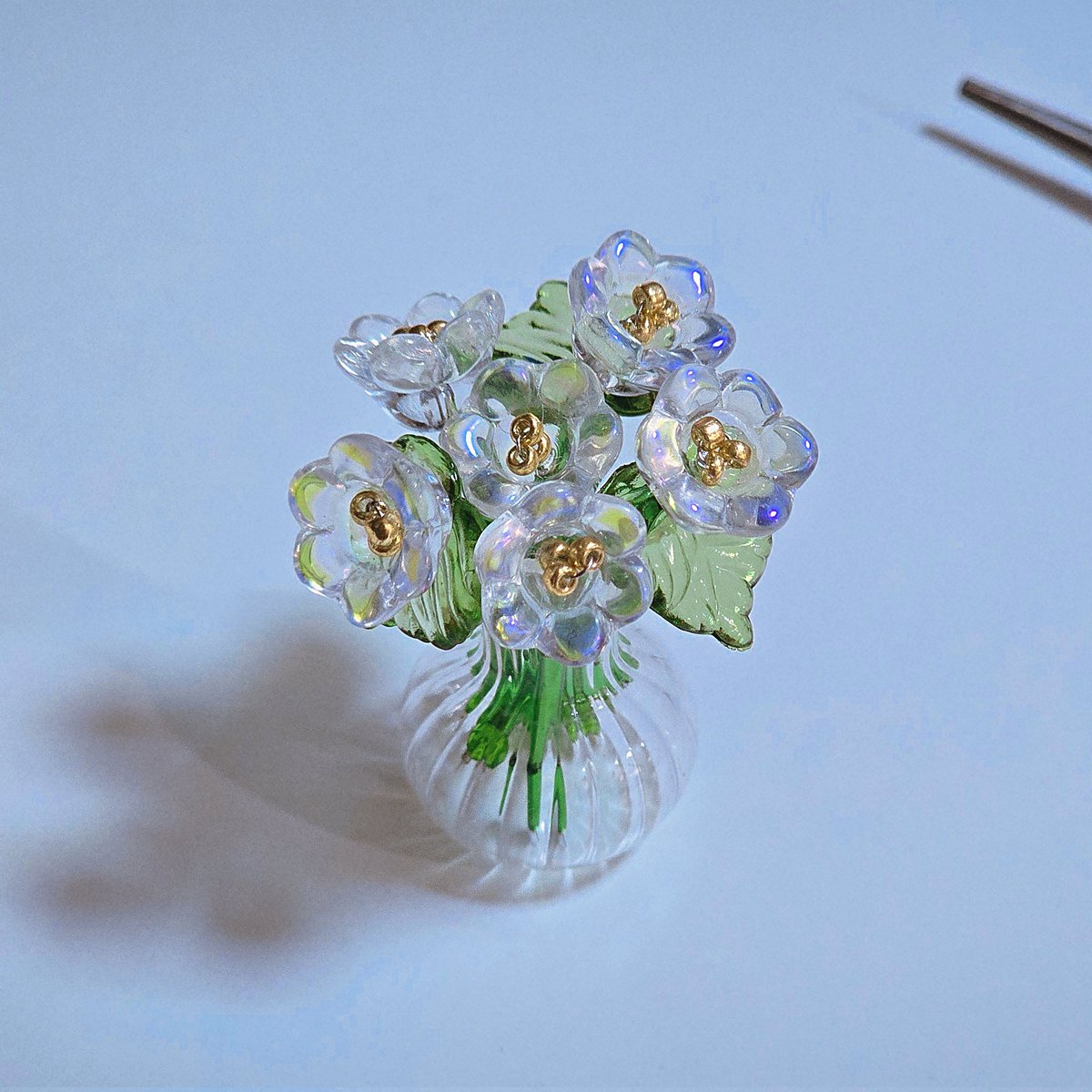 집에 꽃들이 다 타고 있어서 비즈버전으로 만듬