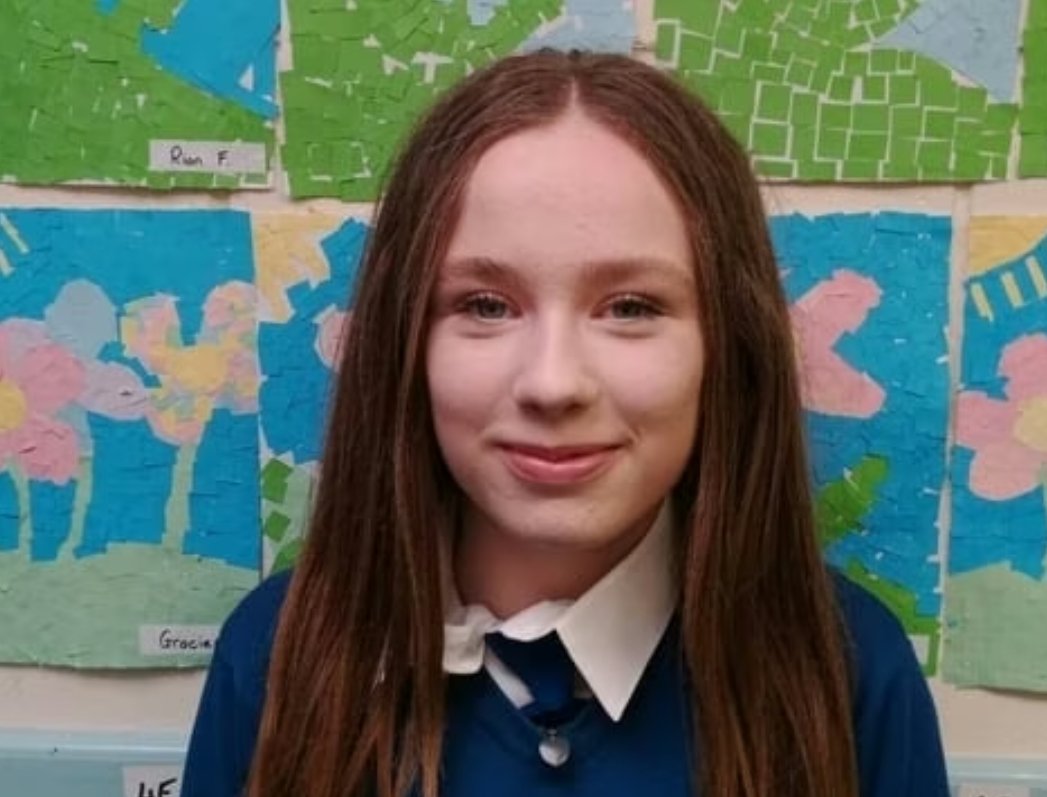 SnDMediaNews's tweet image. Tragedy in Tipperary- Freya Tobin’s Drowning Highlights the Hidden Dangers of Open Water
Yesterday afternoon , tragedy struck Newcastle, Co Tipperary, Ireland, when 12-year-old Freya Tobin drowned in the River Suir. Around 4:20 pm along the Suir Blueway, Freya was swimming with…