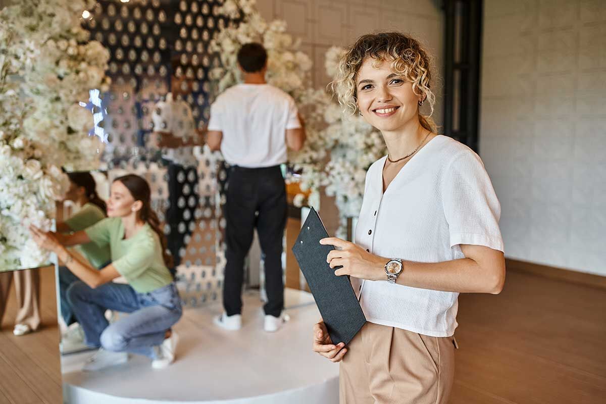 Imagine a career that combines creativity, organization, and the opportunity to see your #vision come to life. Explore the world of #eventplanning with us in our most recent post!

bit.ly/3S9hiw1