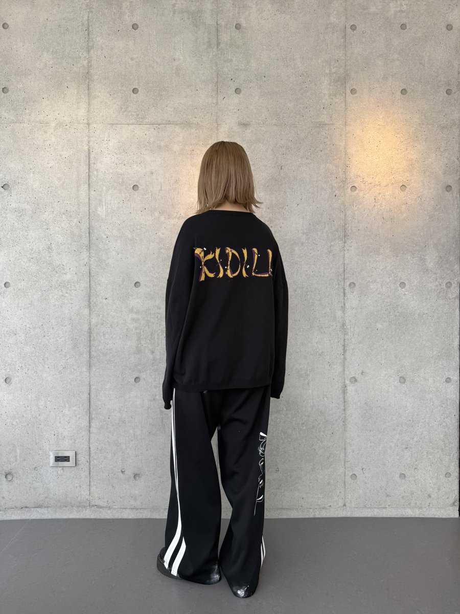 後ろ姿がかわいいシリーズ
ジャージ着心地よくて最高🧷🧷

#kidill #kidill26ss