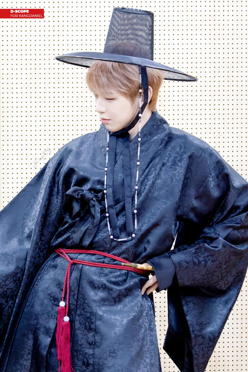 DanikScope's tweet photo. 머시기머시기

- 250711 비스테이지 HQ #강다니엘 #KANGDANIEL https://t.co/1R9ap9rFyL