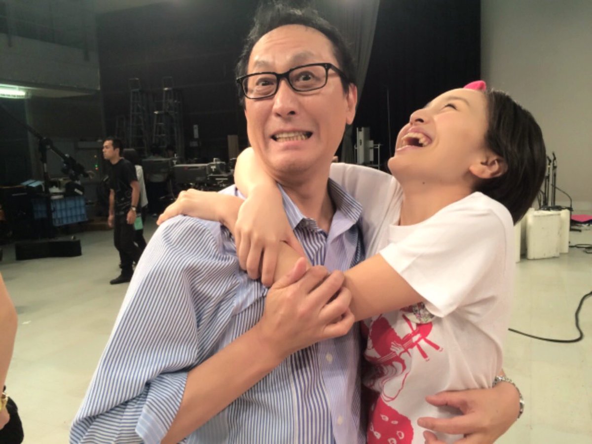 takebesatoshi's tweet image. 夏菜子 Happy Birthday🎉
会うたびに、すっかり素敵なレディになって眩しいばかりです。
リーダーとしていつまでも、
ももクロを続けてくださいね!!
懐かしい写真を添えて、、
#百田夏菜子
#ももクロ