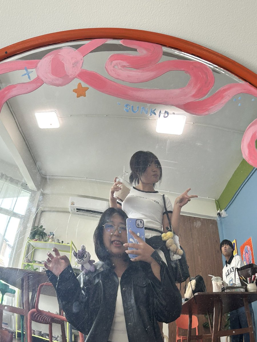 ─── ⋆⋅☆⋅⋆ ──

#Leftover_Bliss_0717 💜