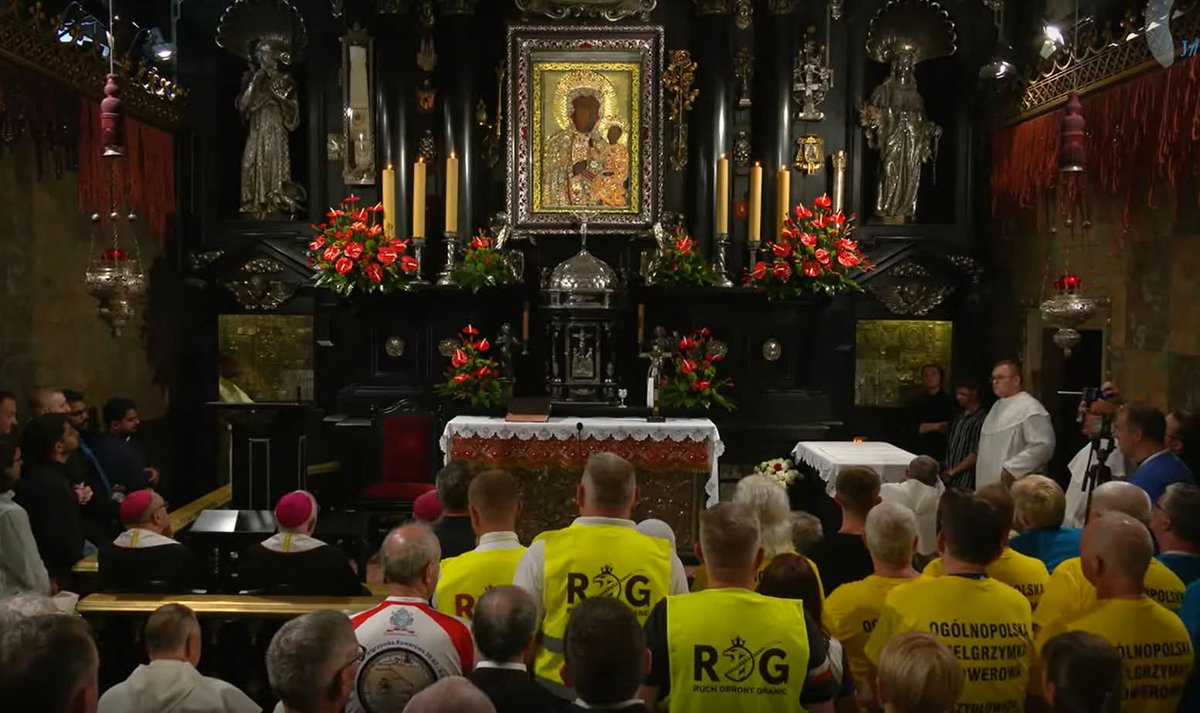 PiotrWronaCzewa's tweet image. Wczoraj podczas Apelu Jasnogórskiego Ks. bp Antoni Długosz poparł i wspomniał @ROGranic. @RBakiewicz
@JacekWronaCBS