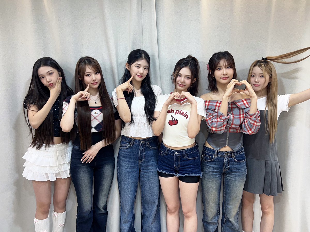 [📸]

20250711 KIIRAS 1st EP ALBUM &lt;KILL MA BO$$&gt; 발매 기념 팬사인회 완료💘

울라스와 함께 한다면 해피밀 안먹어도
해피 게이지 529% 채울 수 있어요🔋💕

#KIIRAS #키라스
#KILLMABOSS #킬마보스