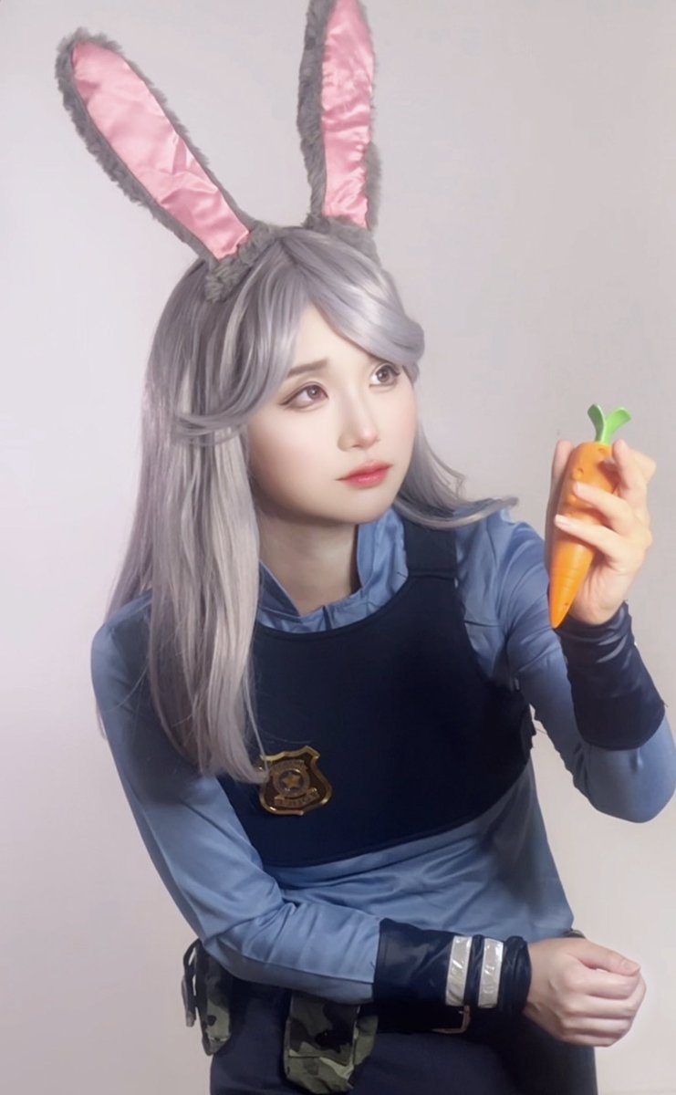 cosplay｜ズートピア
ジュディ・ホップス

「私はマヌケなうさぎじゃない…！」🥕🐰
．
