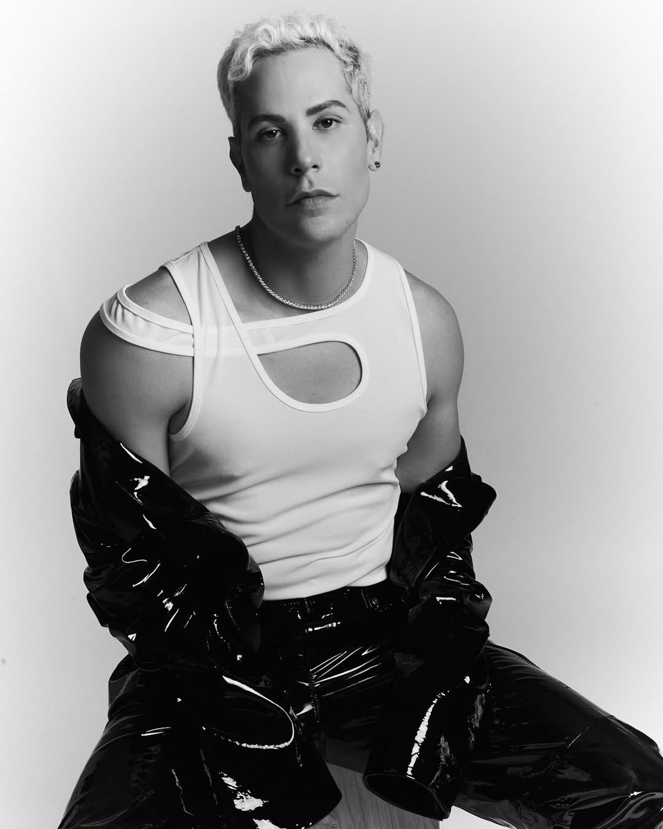 NotLaGrupa's tweet image. RUMOR: Christian Chávez seria juez permanente en la tercera temporada de Drag Race México, la cual se estaría grabando a finales de año en Portugal.
