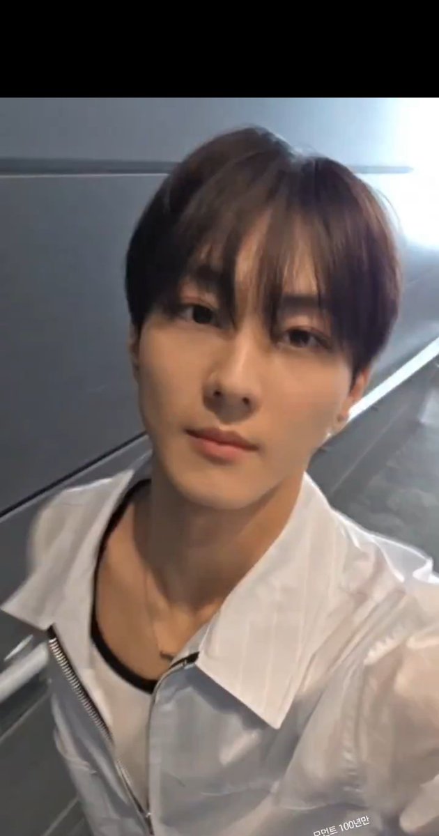 woncattos's tweet image. HOTTIE                                    CUTIE