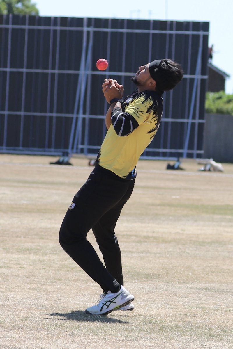 Northamptonshire T20 Championship. Last ball thriller! Peterborough Town CC 144-7 tied with Finedon Dolben 144-8 ⁦<a href="/PTAlanSwann/">Alan Swann</a>⁩ ⁦<a href="/pborotowncc/">Peterborough Town Cricket Club</a>⁩ ⁦<a href="/FinedonDolbenCC/">Finedon Dolben CC</a>⁩ ⁦<a href="/oldmanradd/">Andrew Radd</a>⁩