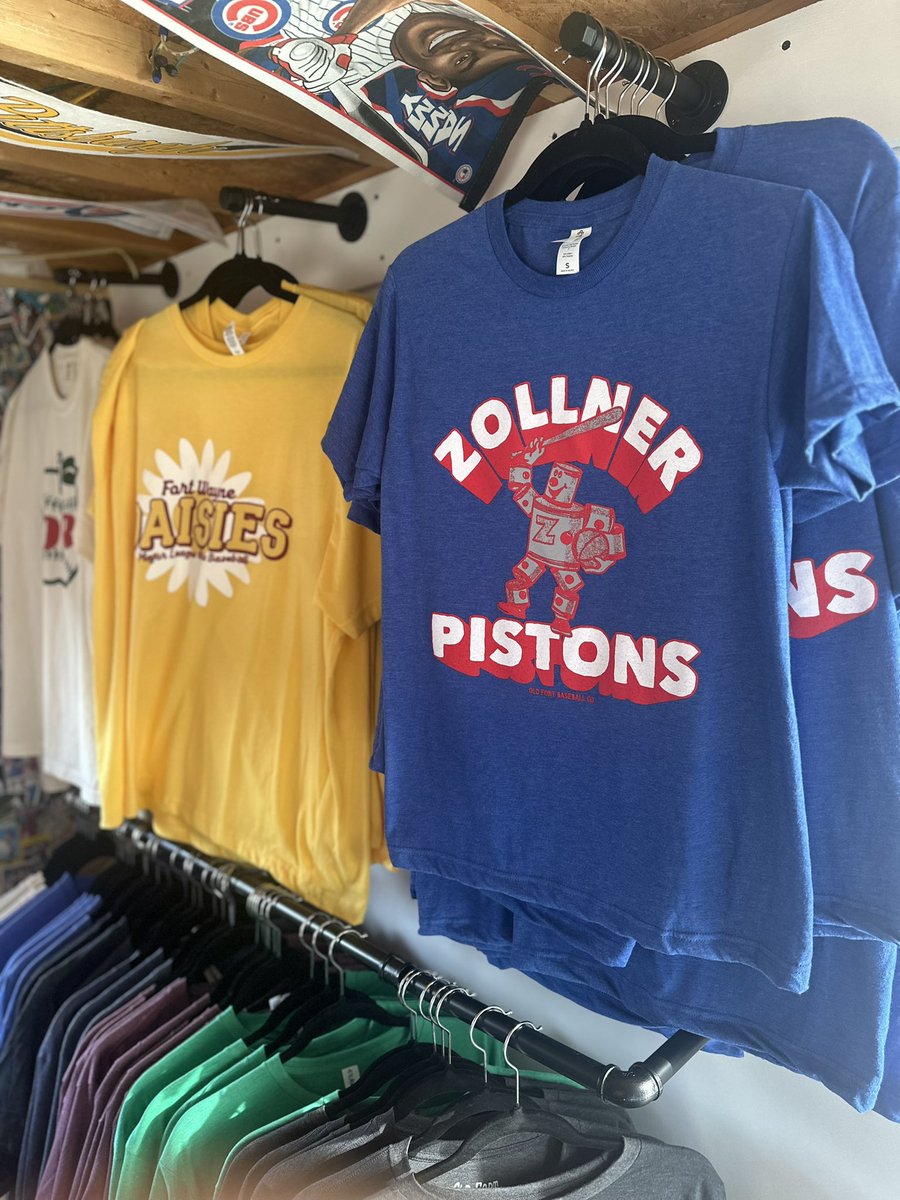 OldFortBBallCo's tweet image. It’s a busy day in Downtown Fort Wayne so be sure to stop by and see us at the @YLNIFarmMarket on your way to Big Fort Fest or the Fort Wayne Air Show!