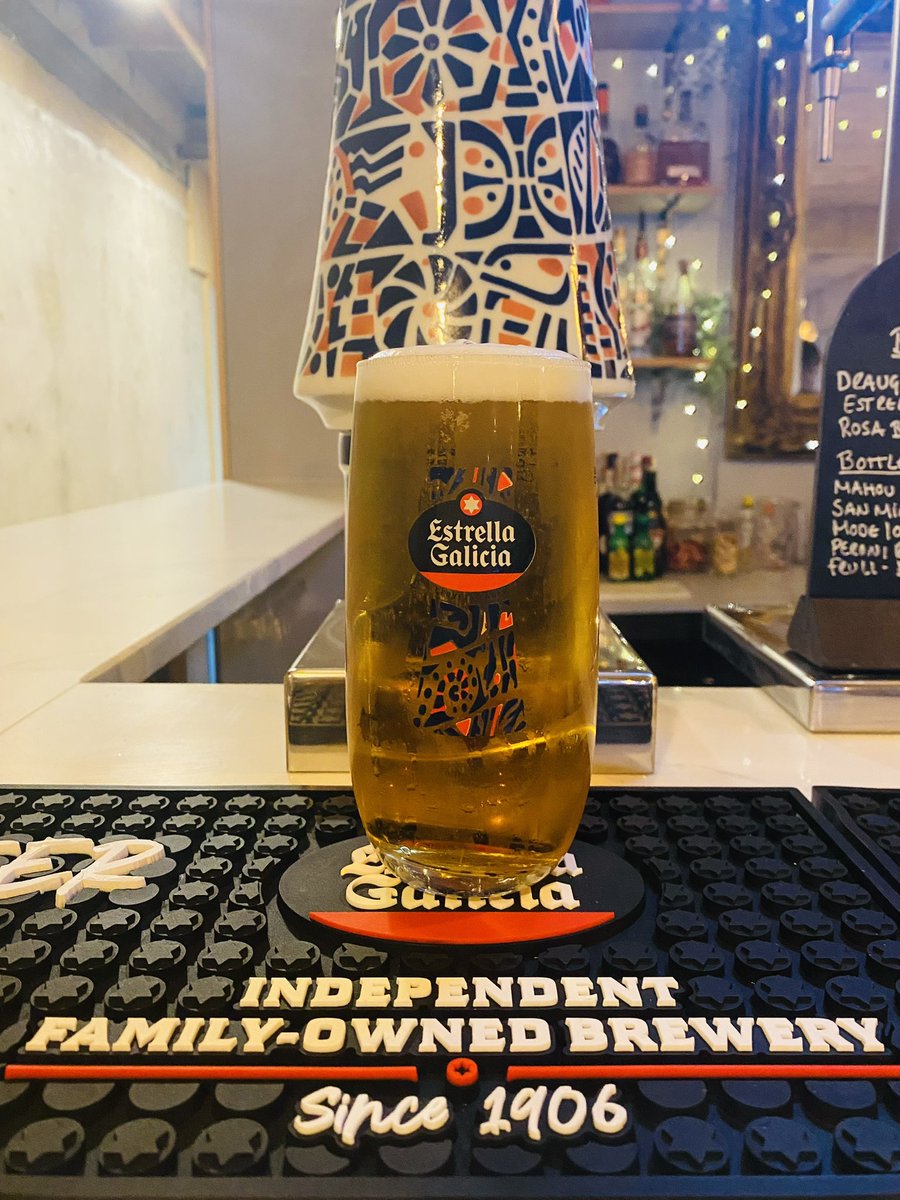 Dos Urbano (@dos_urbano56) on Twitter photo Who fancies an ice cold pint?
We have the delicious <a href="/estrellagalicia/">Estrella Galicia</a> on Draught for you to enjoy sitting inside in the cool shade or outside in the sunshine
Open from 2pm Who fancies an ice cold pint?
We have the delicious <a href="/estrellagalicia/">Estrella Galicia</a> on Draught for you to enjoy sitting inside in the cool shade or outside in the sunshine
Open from 2pm